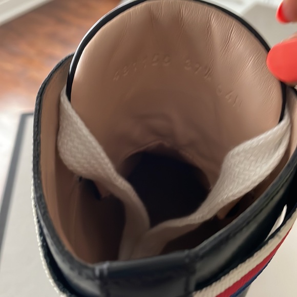 Gucci Black Trip Lug Sole Boot - Picture 4 of 9